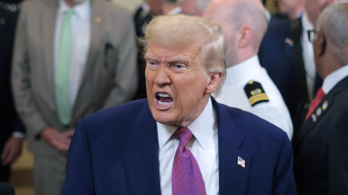 Trump Fires Back At 'Failed' Ex-Russian President Over War Threat