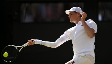 Sinner-Shelton, diretta da Wimbledon: 7-6, 6-4, 6-4. Jannik vince e vola in semifinale. «Il gomito sta meglio»