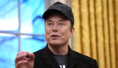Elon Musk: XAI Is Calling Its Staff Engineers, Not Researchers
