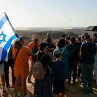 'Ours forever': would-be Israeli settlers march on Gaza | News