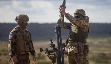 Guerre en Ukraine : « l’arme de la dernière chance », c’est quoi ces munitions anti-drones de 5,56 mm développées par Kiev ?