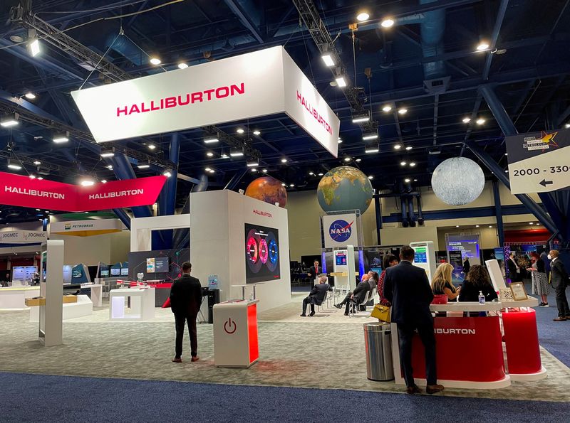 Halliburton says Mexico oil output decline rates will pressure reactivation of business
