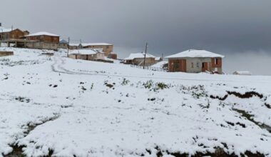A rare blanket of heavy snow fell on parts of northeastern Turkey on Friday (HANDOUT)