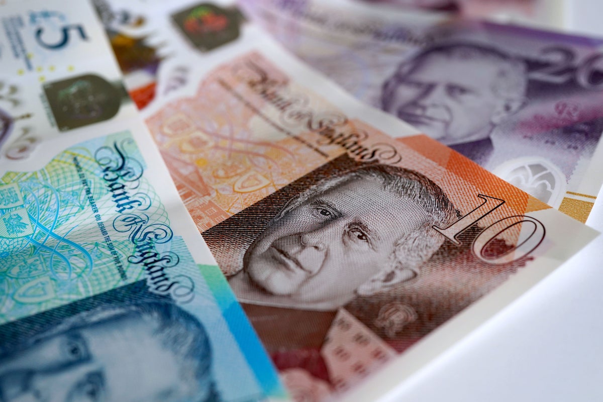 UK economy shrinks for second month in a row after unexpected slump in May