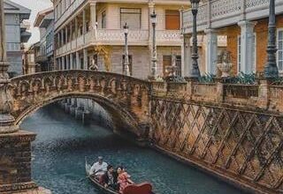 Las Casas Filipinas de Acuzar is the Rinascita (WUWA) of PH
Flex