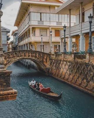 Las Casas Filipinas de Acuzar is the Rinascita (WUWA) of PH
Flex