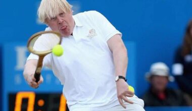 Boris Becker becomes the youngest man to win Wimbledon at the age of 17 (1985)