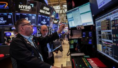 Bond blues mar stocks' joy