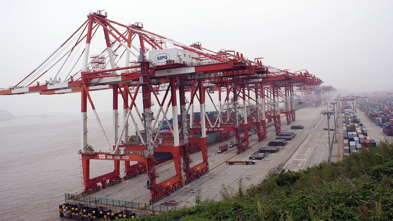 Trade deal between the EU and US: Another stage in an escalating trade war