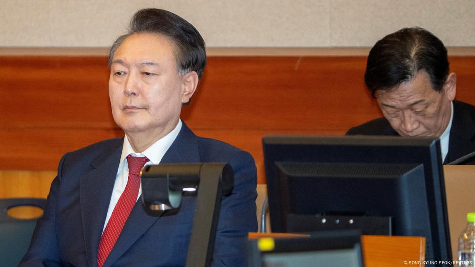 South Korea's ex-President Yoon detained again – DW – 07/10/2025