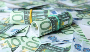EU’s Sluggish Economy Faces Moderate Growth Slowdown from US Trade Tensions