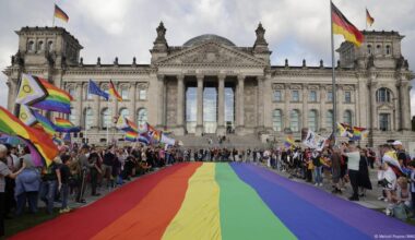 Berlin expects huge turnout for Pride march – DW – 07/26/2025