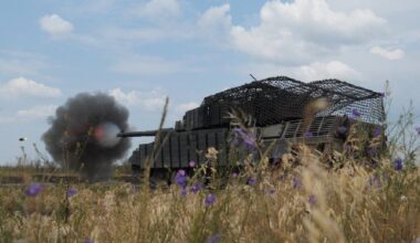 Russia loses 920 soldiers over past day