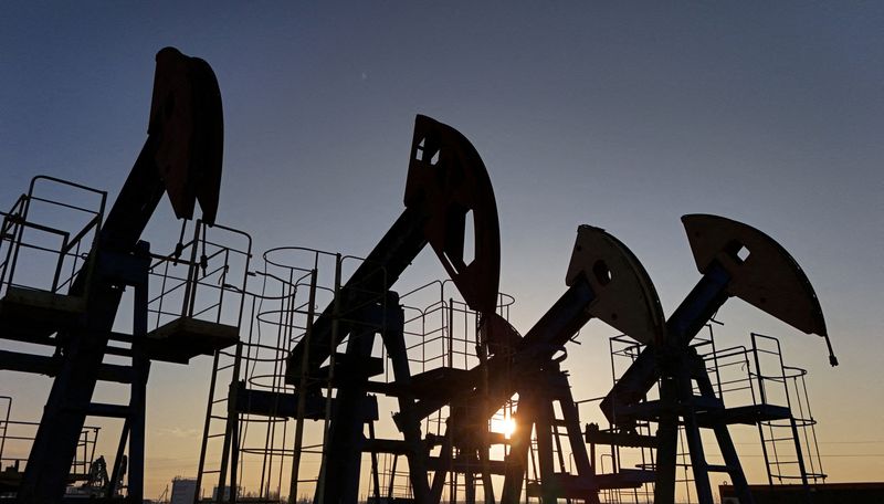 Oil futures, options trade at record levels in Q2 as investors navigate volatility