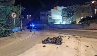 27-year-old motorcyclist killed in Pembroke crash