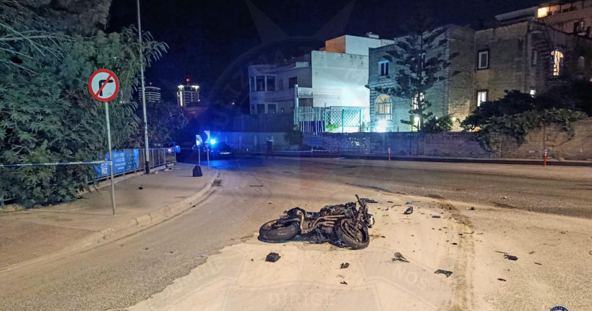 27-year-old motorcyclist killed in Pembroke crash
