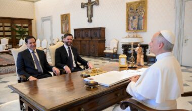 Pope Leo XIV meets with Vice President JD Vance, center, and Secretary of State Marco Rubio, left, on the occasion of their meeting at the Vatican, Monday, May 19, 2025.
