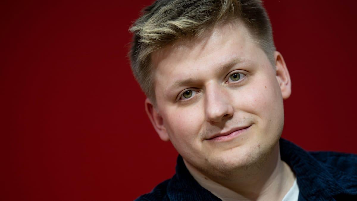 „El Hotzo“ muss wegen Trump-Posts vor Gericht