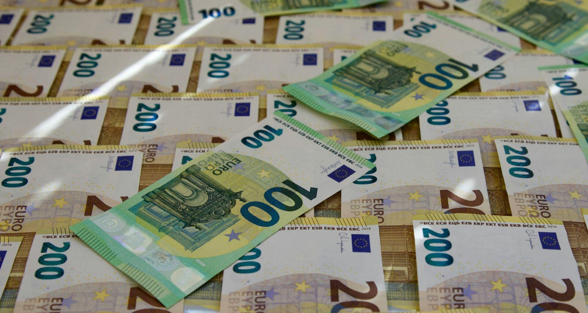 De index ten spijt, stijgen lonen in Belgie trager dan in meeste andere Eurolanden