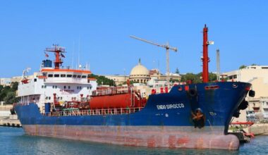 Government should 'use every power' to block new Russian oil sanctions