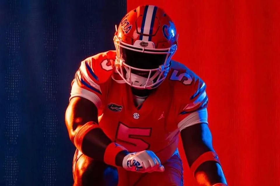2026 four-star defensive lineman Valdin Sone at a visit with the Florida Gators&commat;yg&lowbar;valdin&sol;Instagram
