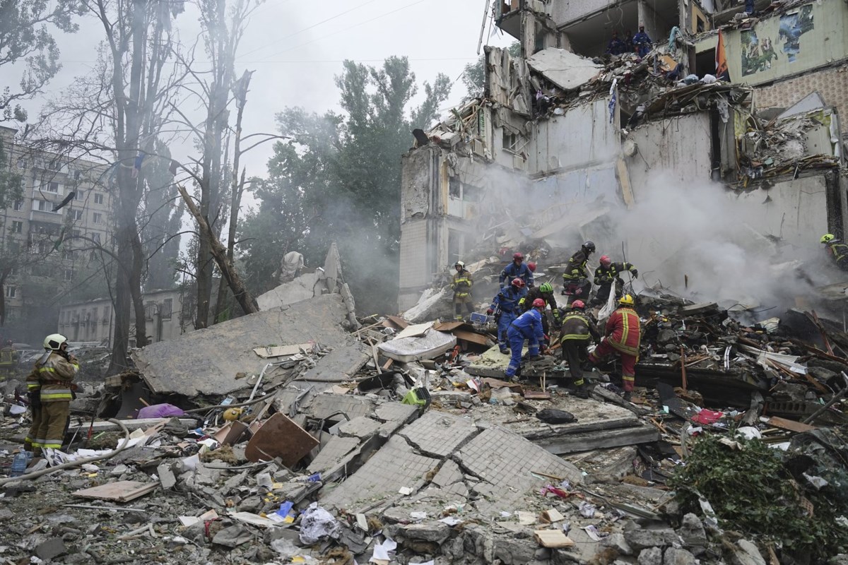 Russian missile and drone attack hits Ukrainian capital Kyiv, killing 8 people and wounding 82