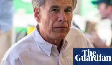 Greg Abbott accused of trying to ‘fix’ midterms for Republicans by redrawing congressional maps