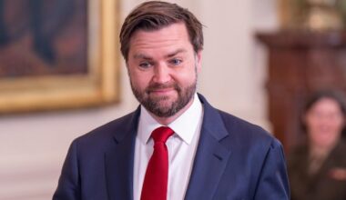 JD Vance's Disneyland souvenirs were nonstop heckling and an embarrassing new viral video