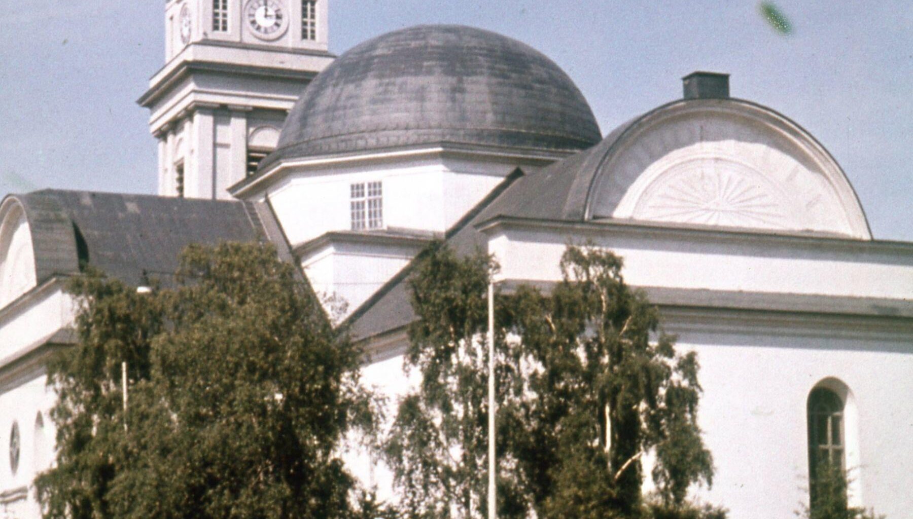 Oulu Cathedral in the 1960s.