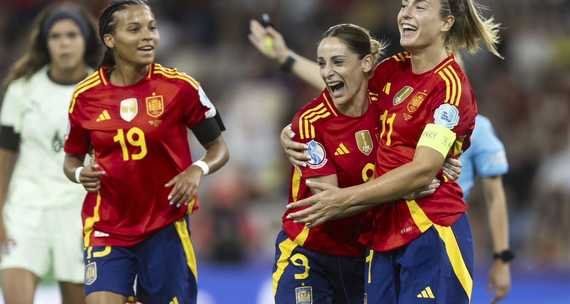 Spain hammer Portugal to make Euro statement, Sweden win