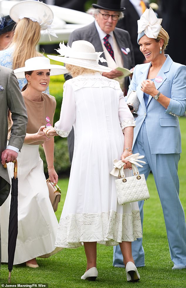 Princess Eugenie appeared to follow royal protocol as she curtsied for the Queen