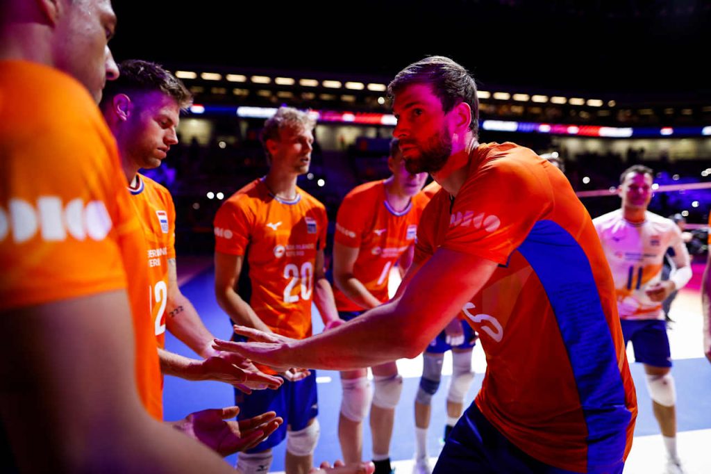 Nederland komt tekort tegen Slovenië, 3-0 verlies.