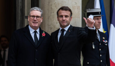 French President Emmanuel Macron receives British Prime Minister Keri Starmer at the Elysee Palace during celebrations marking the 106th anniversary of the 1918 Armistice in Paris, France, on November 11, 2024. (Photo by Andrea Savorani Neri/NurPhoto) (Photo by Andrea Savorani Neri / NurPhoto via AFP)