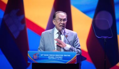 Malaysia’s Anwar warns of weaponised trade as Trump’s tariffs loom | Business and Economy