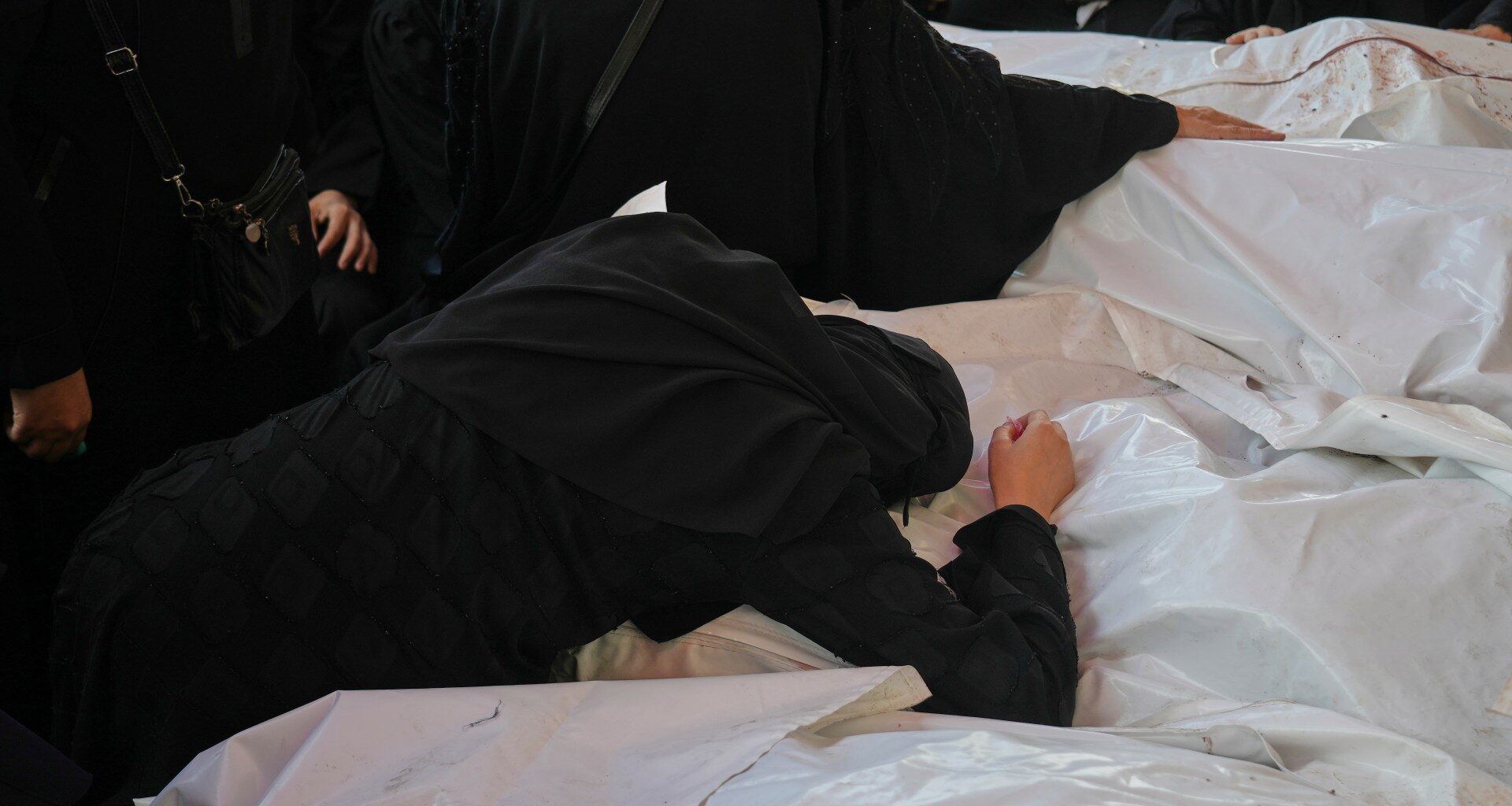 Israeli forces kill 110 Palestinians in Gaza as truce talks falter | Israel-Palestine conflict News