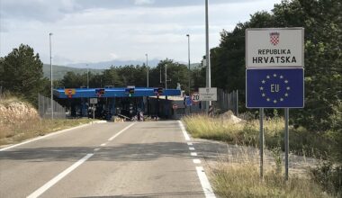 solution queues croatian borders