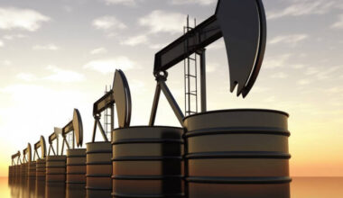 Oil News: Bearish Crude Oil Outlook as U.S.-EU Trade Tensions Threaten Demand