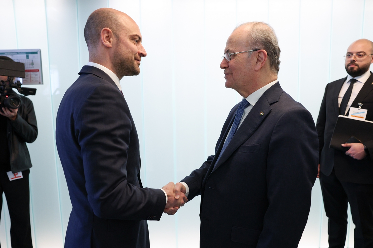 Quinze pays, dont la France, appellent le reste du monde à reconnaître la Palestine