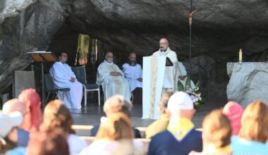 Archbishop Scicluna offers message of hope to Maltese pilgrims at Lourdes