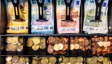 What you must know before hitting the ATM this summer « Euro Weekly News
