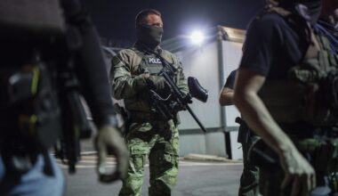 ICE Agents Forced to Wear Visible ID Under New Bill