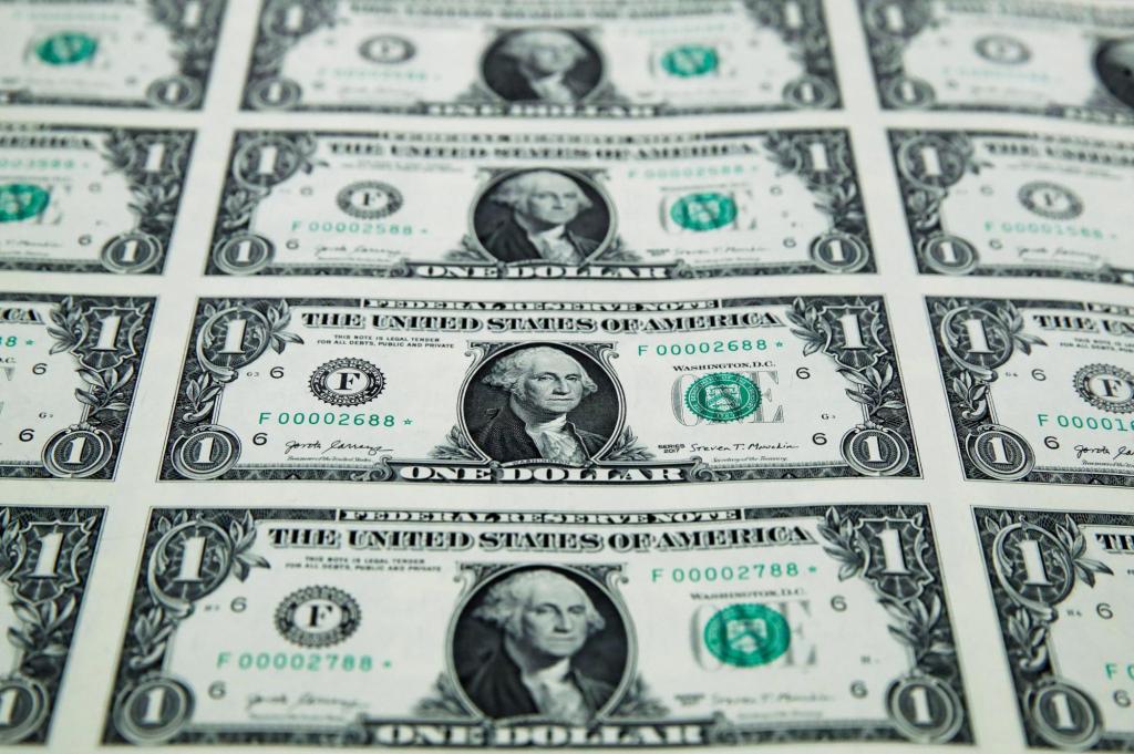 US economy rebounds a surprisingly strong 3% in the second quarter