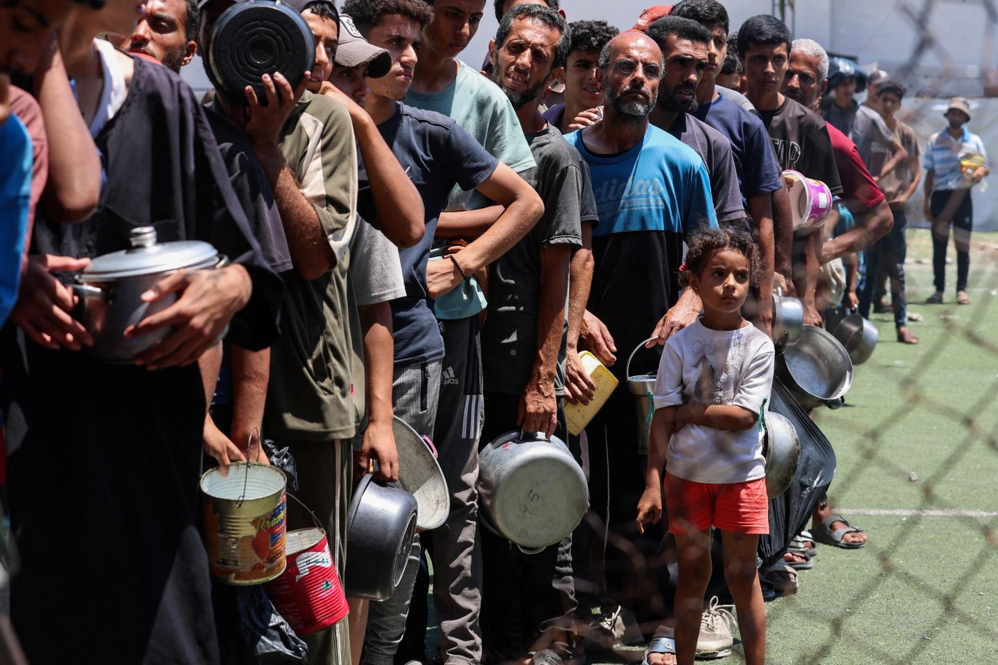 'We're dying in front of the world': Palestinian journalist describes daily famine in Gaza to Le Monde