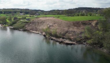 Kystdirektoratet til jordejer: Flyt tonsvis af jord tilbage og genskab det, du har ødelagt