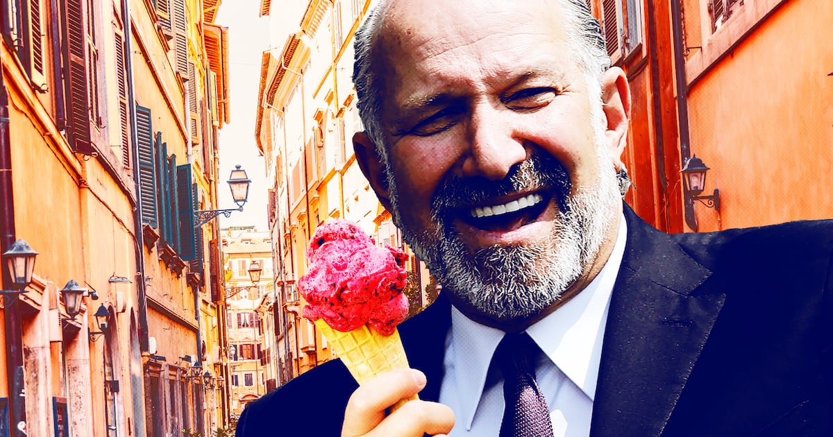 Lutnick Ditches Trump Trade Talks With EU for Family Vacation in Europe