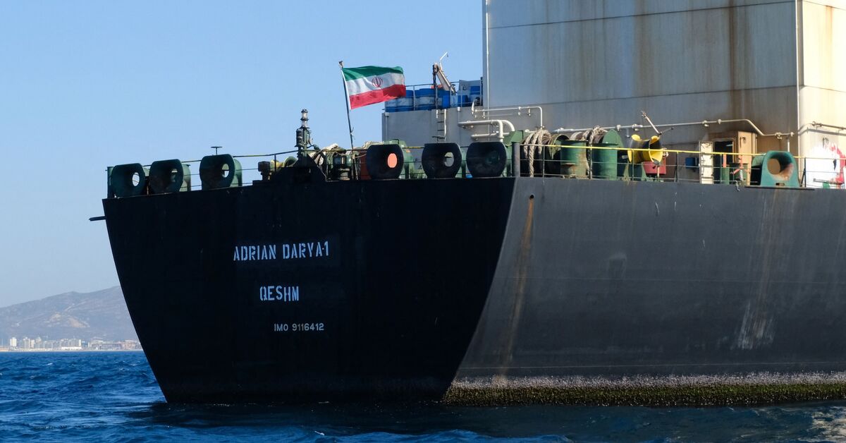 Trump admin unveils largest-to-date Iran sanctions on oil 'shipping empire'