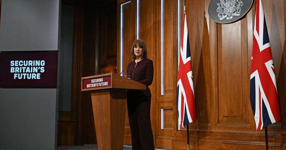 Labour MPs challenge UK fiscal watchdog after welfare debacle – POLITICO