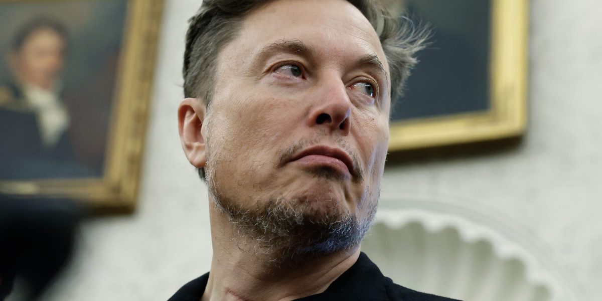 Elon Musk’s Tesla finally sets a shareholder meeting date amid doubts about his long-denied $56 billion pay package