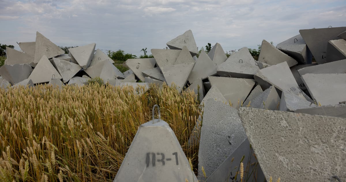 How Ukraine is revamping frontline fortifications to stem Russian advances – POLITICO