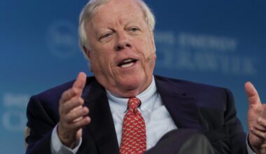 Kinder Morgan kicks off oil and gas earnings season with a bullish outlook, in part thanks to thirsty data centers